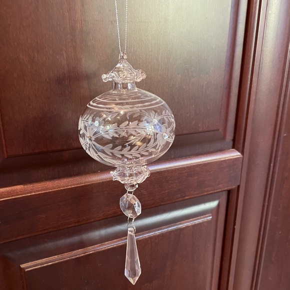 Hand Blown Etched Clear Glass Christmas Ornaments, Set of 3 - Picture 7 of 14